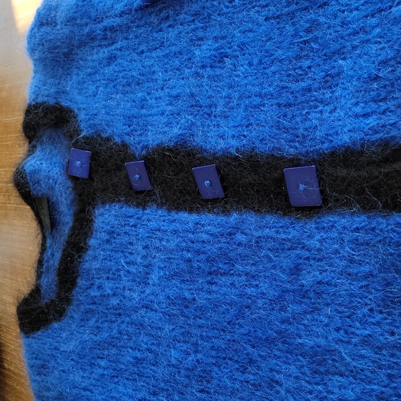 GORGEOUS VINTAGE HOLLY'S HANDKNIT SWEATER.  MADE IN ENGLAND. - Picture 14 of 16